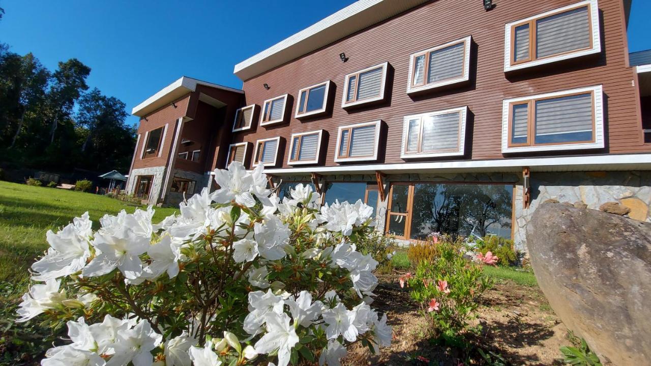 Hotel Lodge Las Cascadas Puerto Clocker Екстер'єр фото